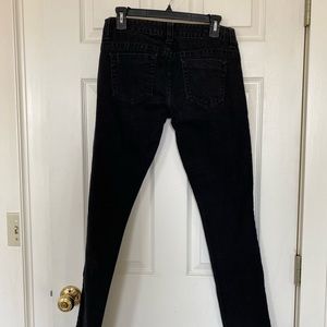 Guess black denim wash skinny jeans 28"